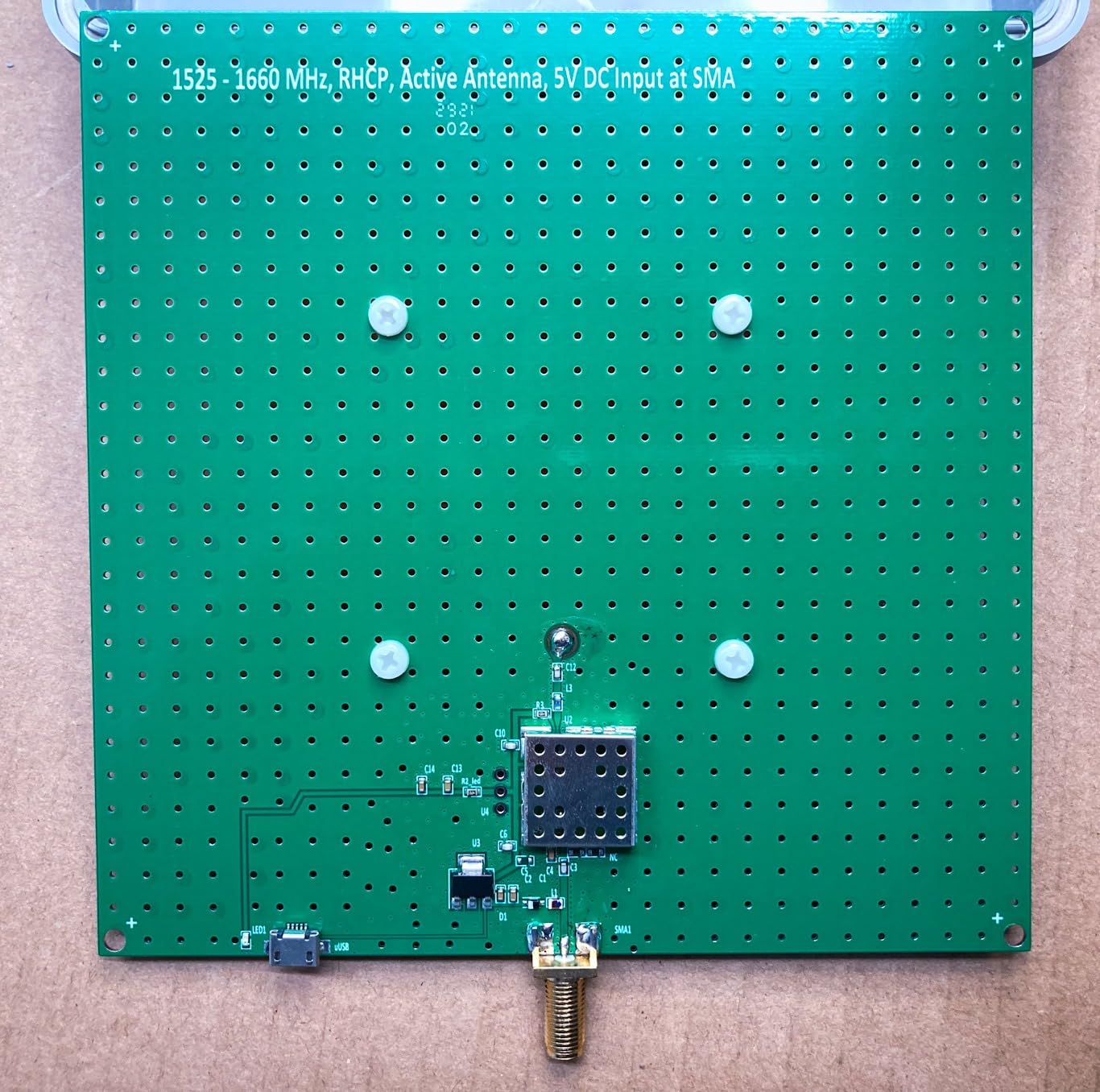 This Antenna Works Pretty Good. The Enclosure Could Be Better.