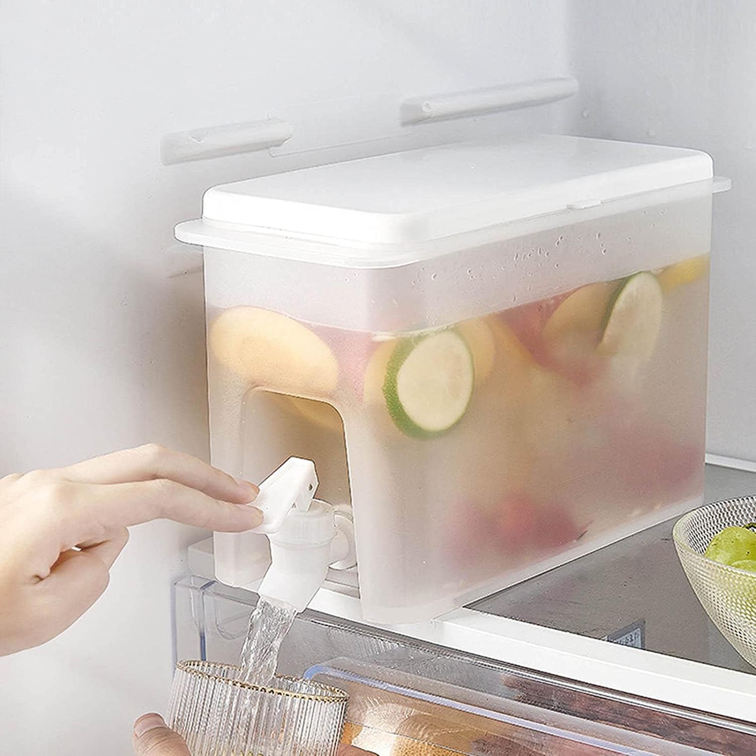 600円 送料無料限定セール中 タップ付きドリンクサーバー 3 5l冷蔵庫ウジャグ ジュースディスペンサー 飲料ディスペンサー ウォーターサーバー ペットボトル 耐落下性 半透明 600円 送料無料限定セール中 タップ付きドリンクサーバー 3 5l冷蔵庫ウジャグ ジュースディスペンサー 飲料ディスペンサー ウォーターサーバー ペットボトル 耐落下性 半透明