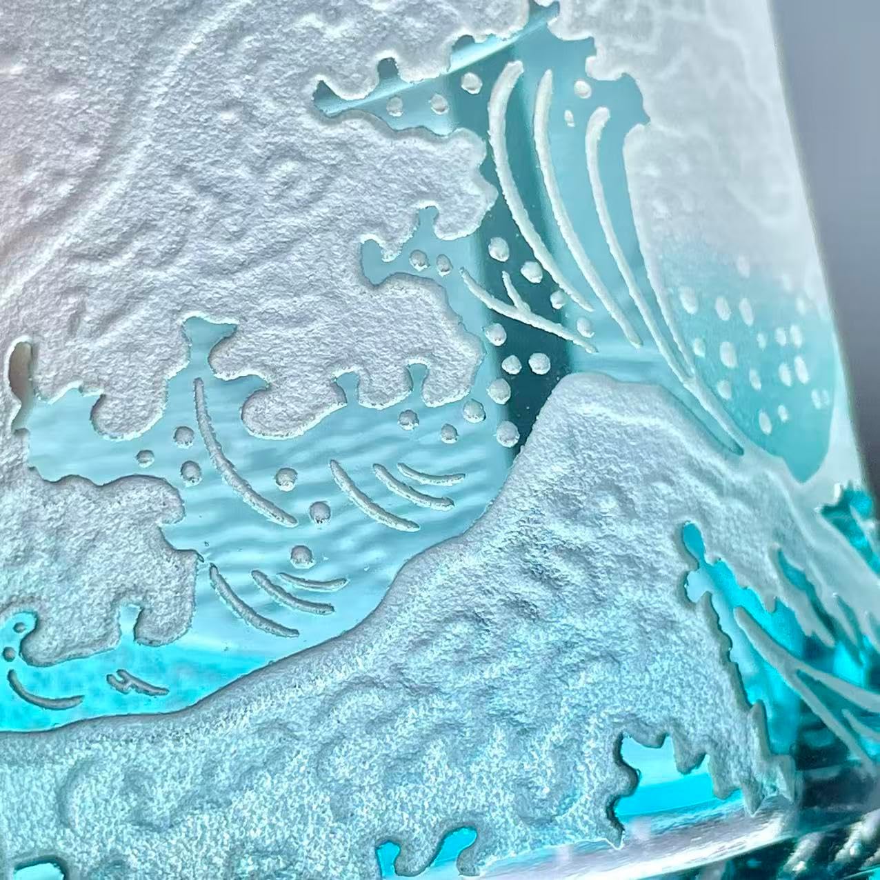 suigetsu Crystal Luxury Whiskey Glass, Mount Fuji Design, Japanese Style Hand Cut Glass Tumblers (turquoise) - Image 6