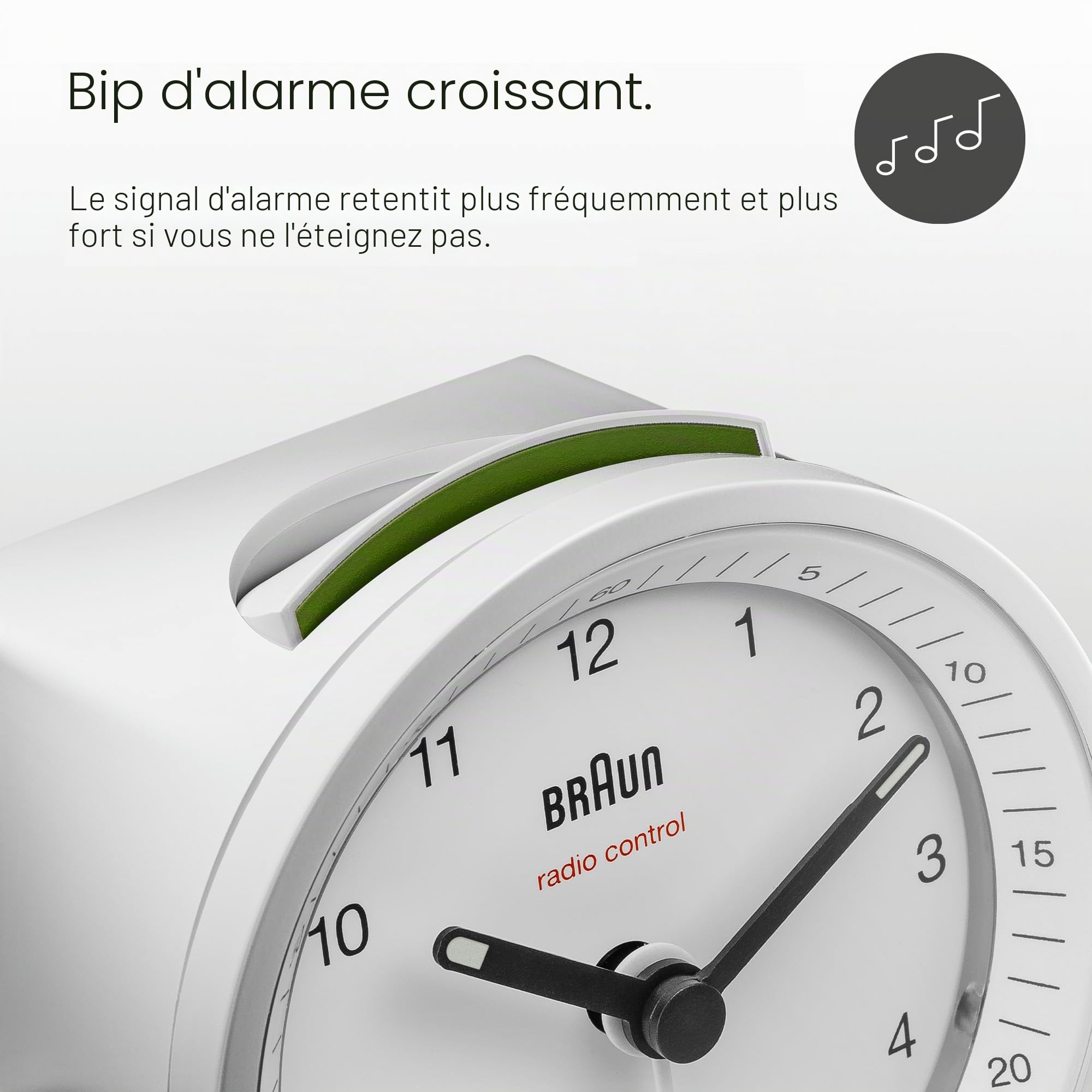 Braun Réveil analogique radiocommandé pour l’Europe Centrale (DCF/GMT+1), avec Snooze, lumière, Alarme Crescendo et Mouvement Silencieux, en Blanc, modèle BC07W-DCF