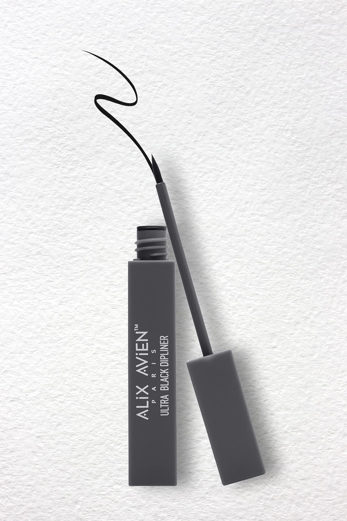 ALIX AVIEN Uzun Süre Kalıcı,Suya Dayanıklı,Yoğun Pigmentli Keçe Uçlu Siyah Likit Eyeliner- Ultra Black Dipliner