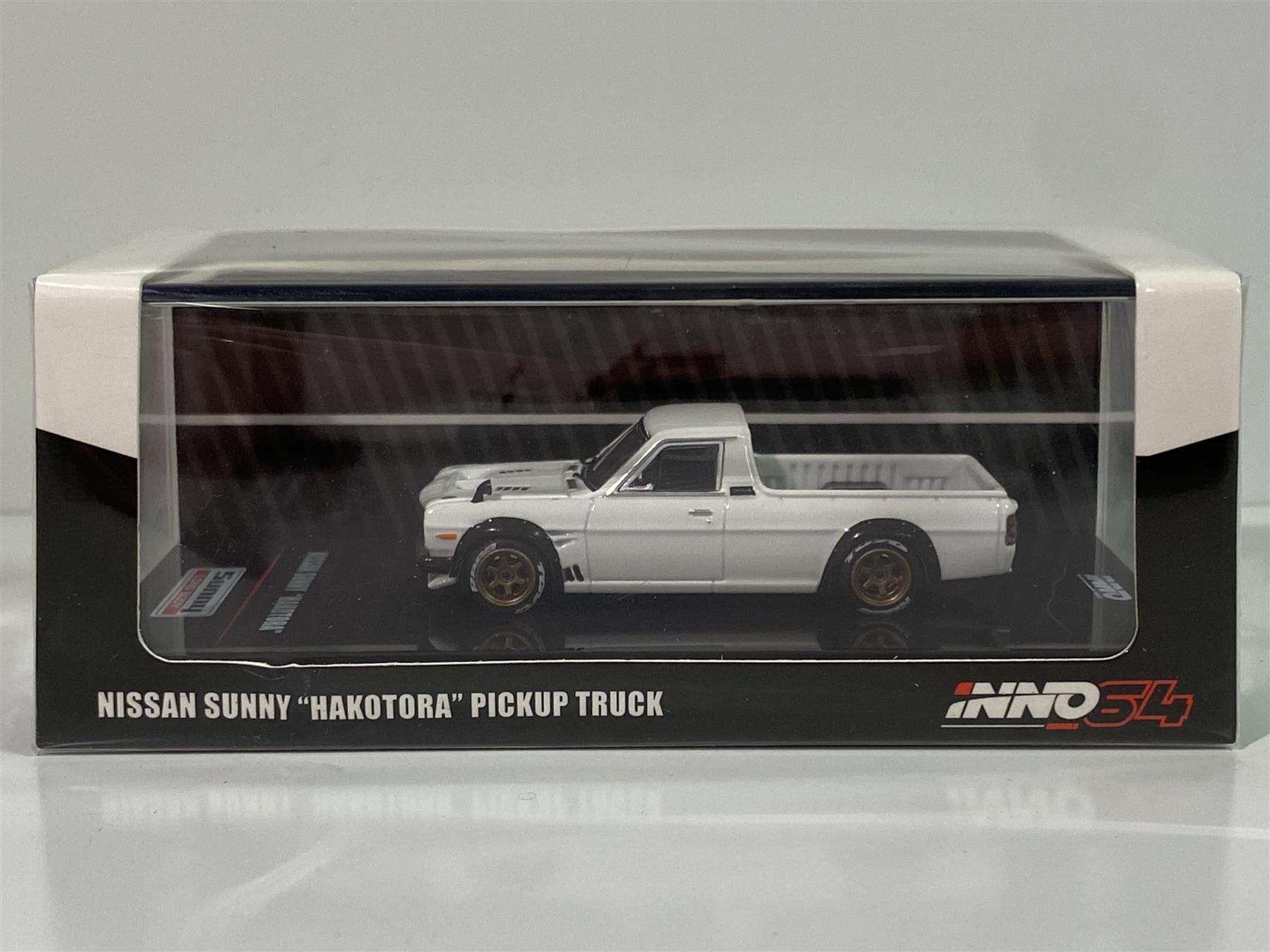 IINNOイノモデル1/64Nissan Sunny Hakotora ミ Amazon.co.jp: Inno Models 1/64 Nissan Sunny Truck Hakotora