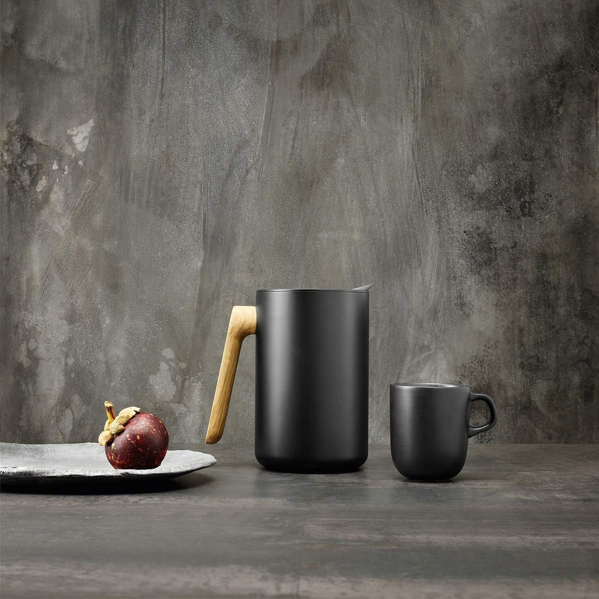 Eva Solo | Nordic Kitchen Thermo Cafetiére Stainless Steel Vacuum Jug with a Oak Wood Handle | Danish Design, Functionality & Quality | Black