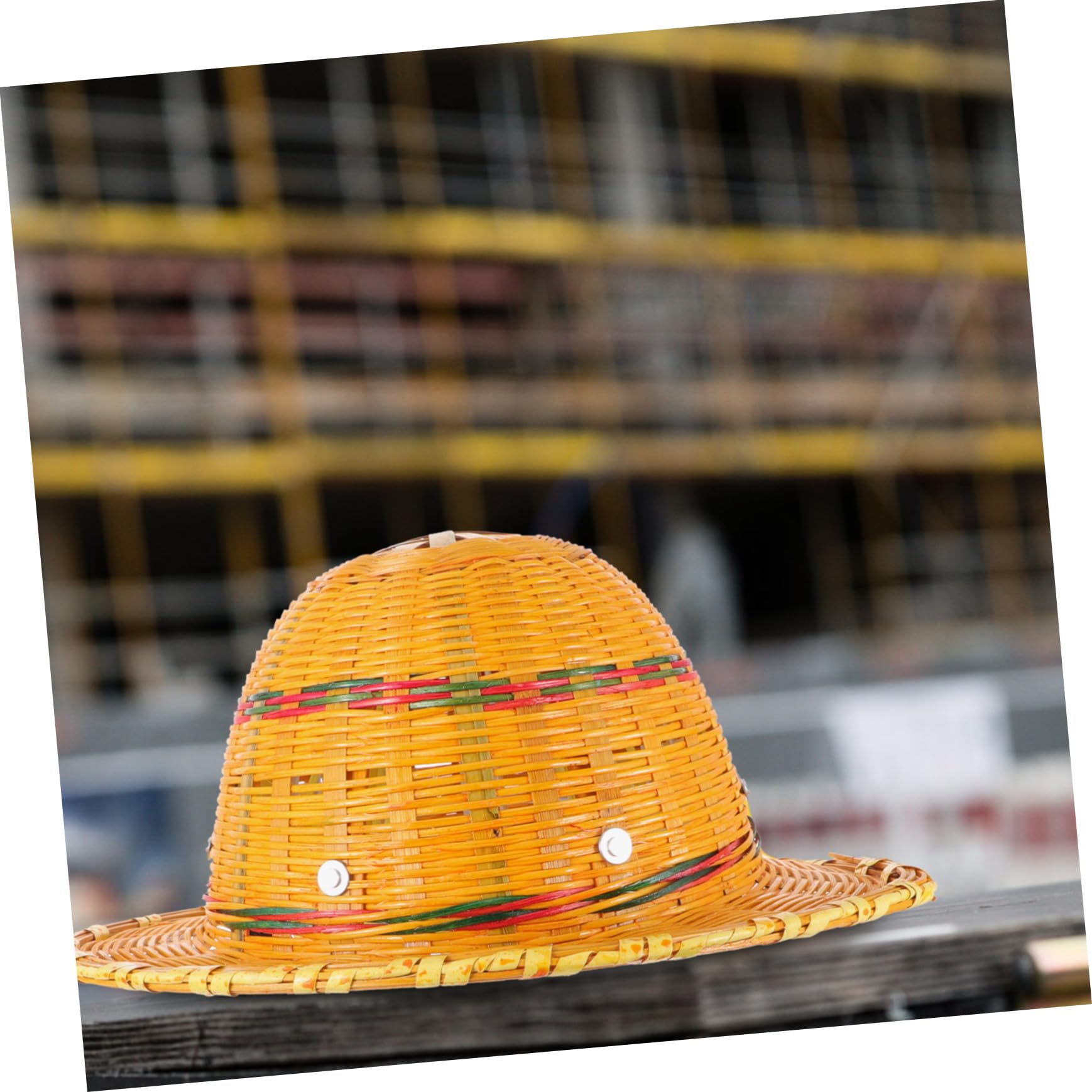 FOMIYES Handgewebter Schutzhelm aus Bambusgewebe für Baustelle und Sommerurlaub Atmungsaktiv mit Luftzirkulation Orangefarbener Industriehelm für Sonnenschutz Zufällige Farbe