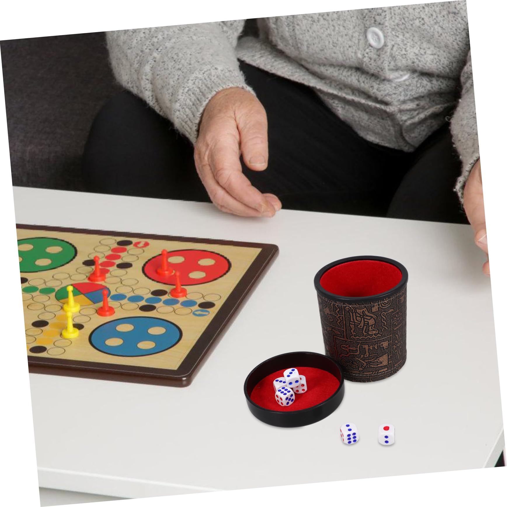 VICASKY 5sätze Geräuschloser Würfelbecher Mit Würfeln Und Sockel Spielzubehör Für Tischspiele Und Partys Für Drinnen Und Draußen