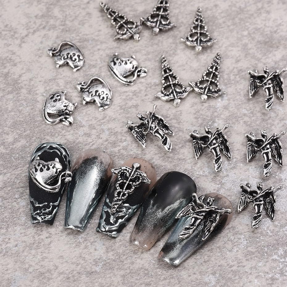 Miniatura 5 de 130 dijes de uñas de metal plateado 3D Y2K para uñas cromadas y accesorios de pulsera punk, aleación vintage, mariposa, cruz, corazón, cráneo,
