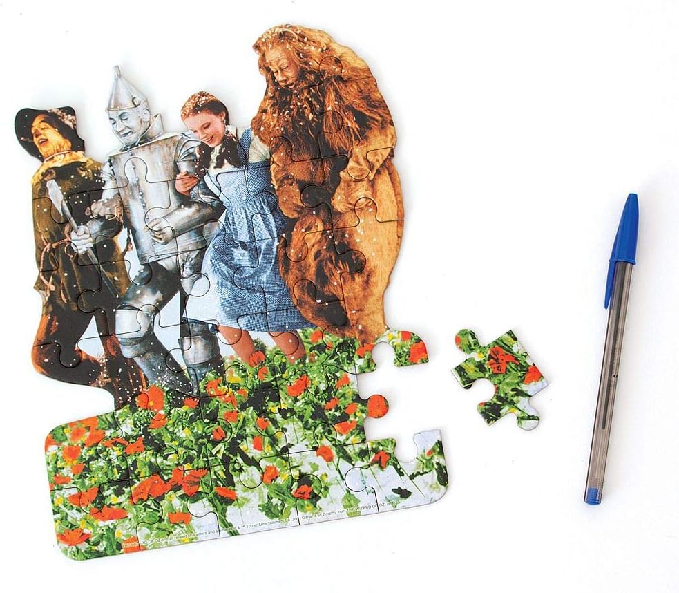 Playhouse Wizard of Oz Poppy Fields 26-piece Die-Cut Shaped Mini Puzzle for Kids