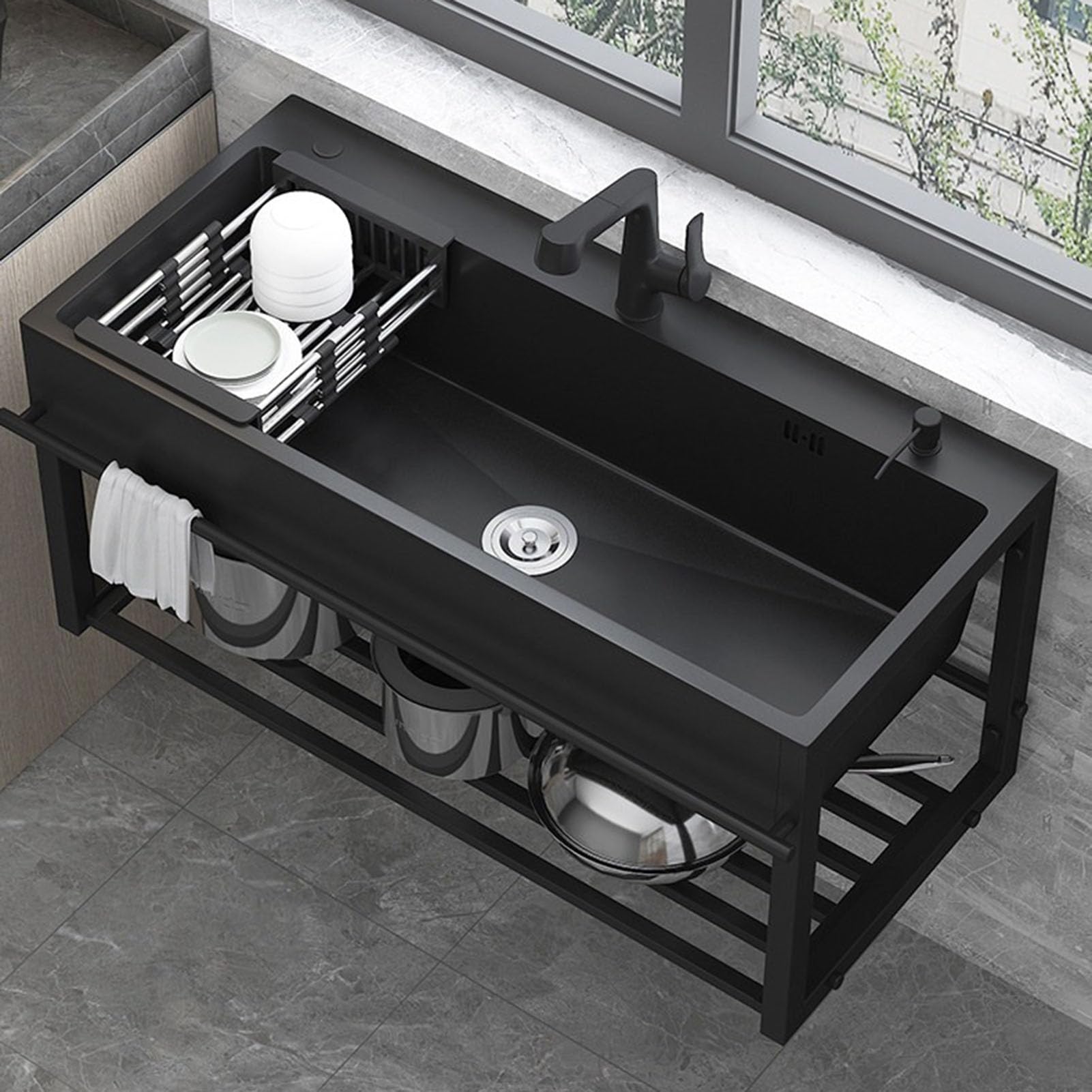 Évier mural en acier inoxydable brossé avec robinet et porte-serviette intégré