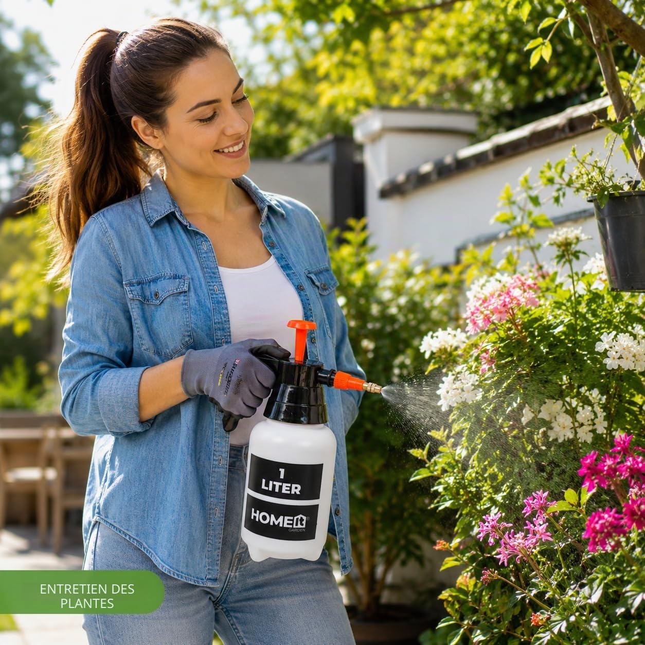 Home It® Pulvérisateur Manuel 1L avec Pompe – Buse réglable – Réservoir résistant aux UV – pour Jardin, Plantes, désherbage – Blanc/Noir/Orange