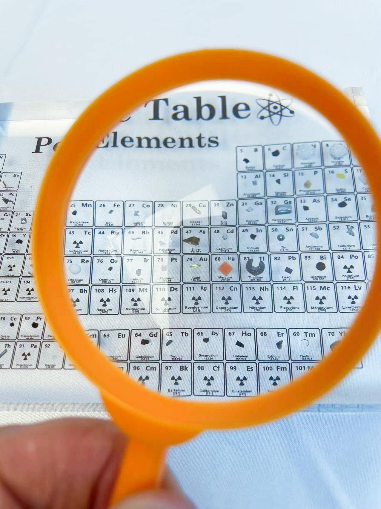Tableau périodique acrylique éléments réels,Table périodique 83 éléments,Table périodique éléments réels,gadgets physiques,cadeaux nerd,boîte chimique,cadeau Hemie 15x11.5x2.5cm Blanc