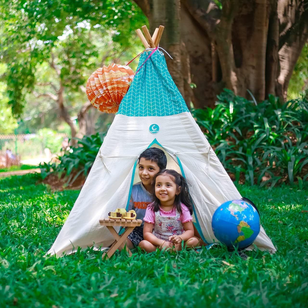 Cotton Canvas Teepee Play Tents/Tent House for Kids with Wooden Dowels in Cyan Zigzag