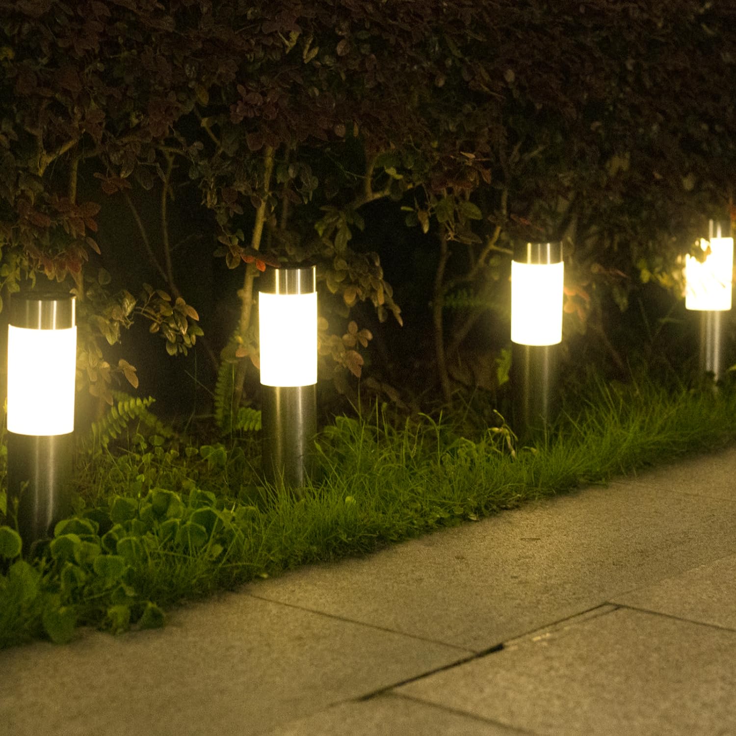 Luci Solari da Esterno, 4 Pezzi Lampada Solare da Esterno Impermeable, Lampade Solari da Giardino Giallo Caldo Luci Giardino Energia Solare LED per Terra Cortile Prato Vialetto