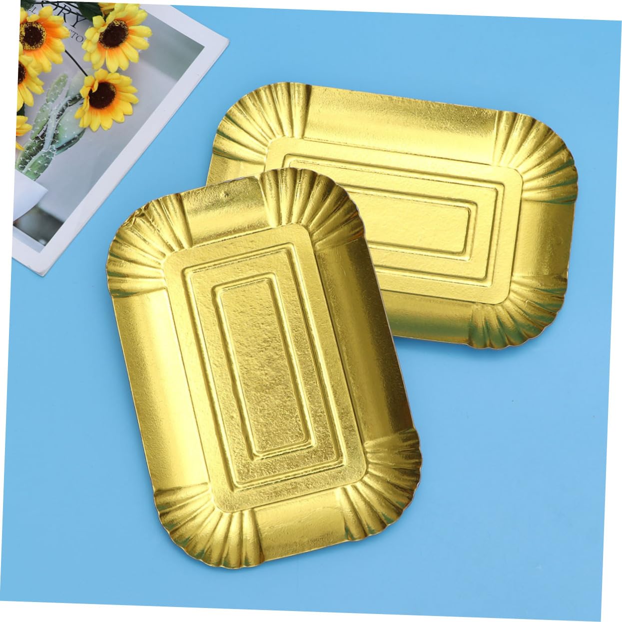 Gatuida Assiettes Jetables Dorées en Papier Aluminium, Lot de 10 | Design Uni, Qualité Alimentaire, pour Banquet et Réception, Format Pratique pour Service de Table