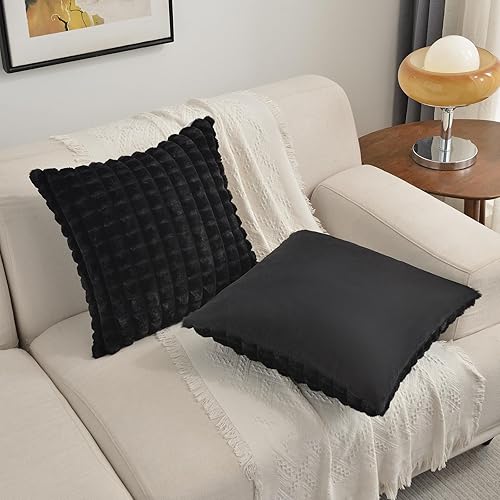 Miniatura 4 de Juego de 2 fundas de almohada decorativas negras de 14 x 14 pulgadas, fundas de cojín cuadradas, piel sintética esponjosa de conejo a cuadros y
