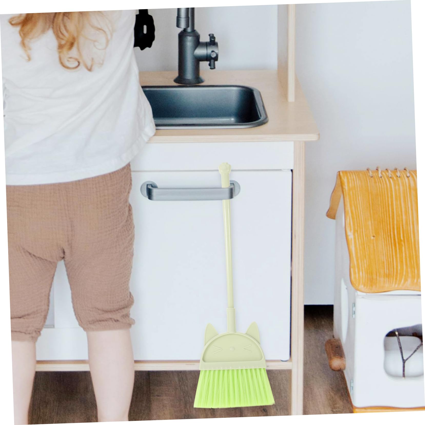 FOMIYES Cartoon Toddler Broom Set Small Brooms Sweeping Dustpan Set Indoor Cleaning for Kids