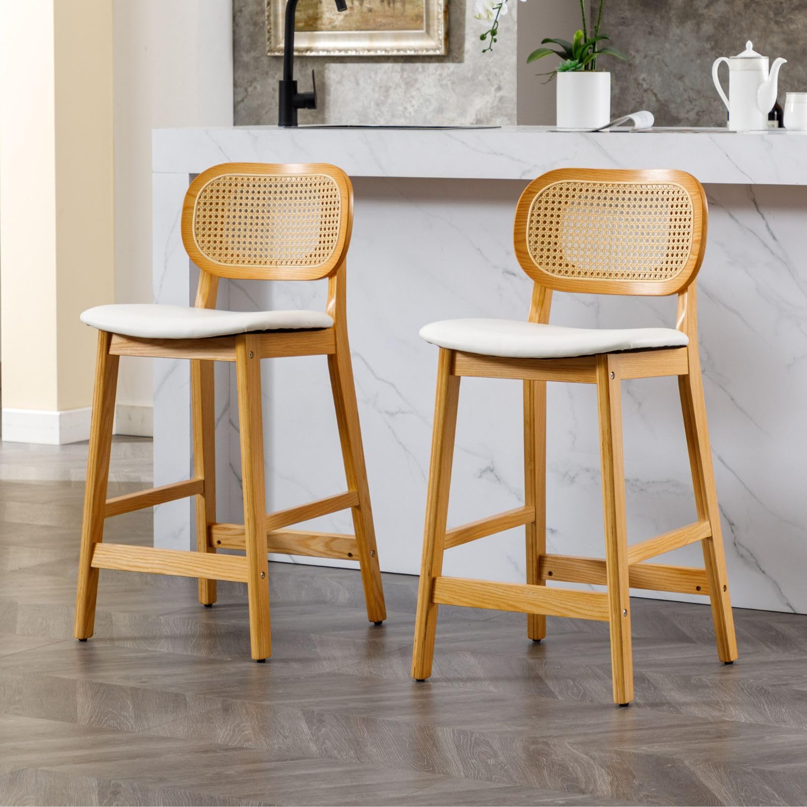 Ya-Home Juego de 2 Taburetes de Bar Madera Sillas de Bar con Respaldo de Ratán,Sillas Altas de Mostrador Taburetes de Cocina Tapizado en Cuero para Isla de Cocina/Restaurante,Blanco