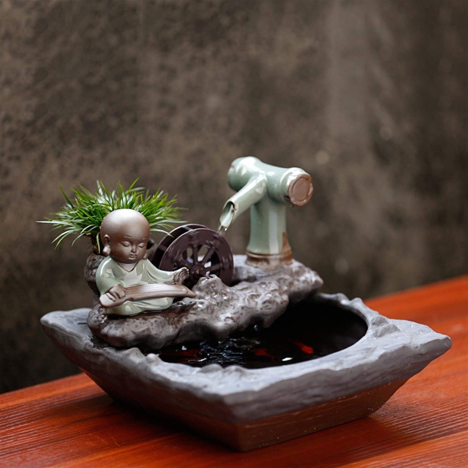 Fontaine d'eau de table Zen contre le stress du bureau