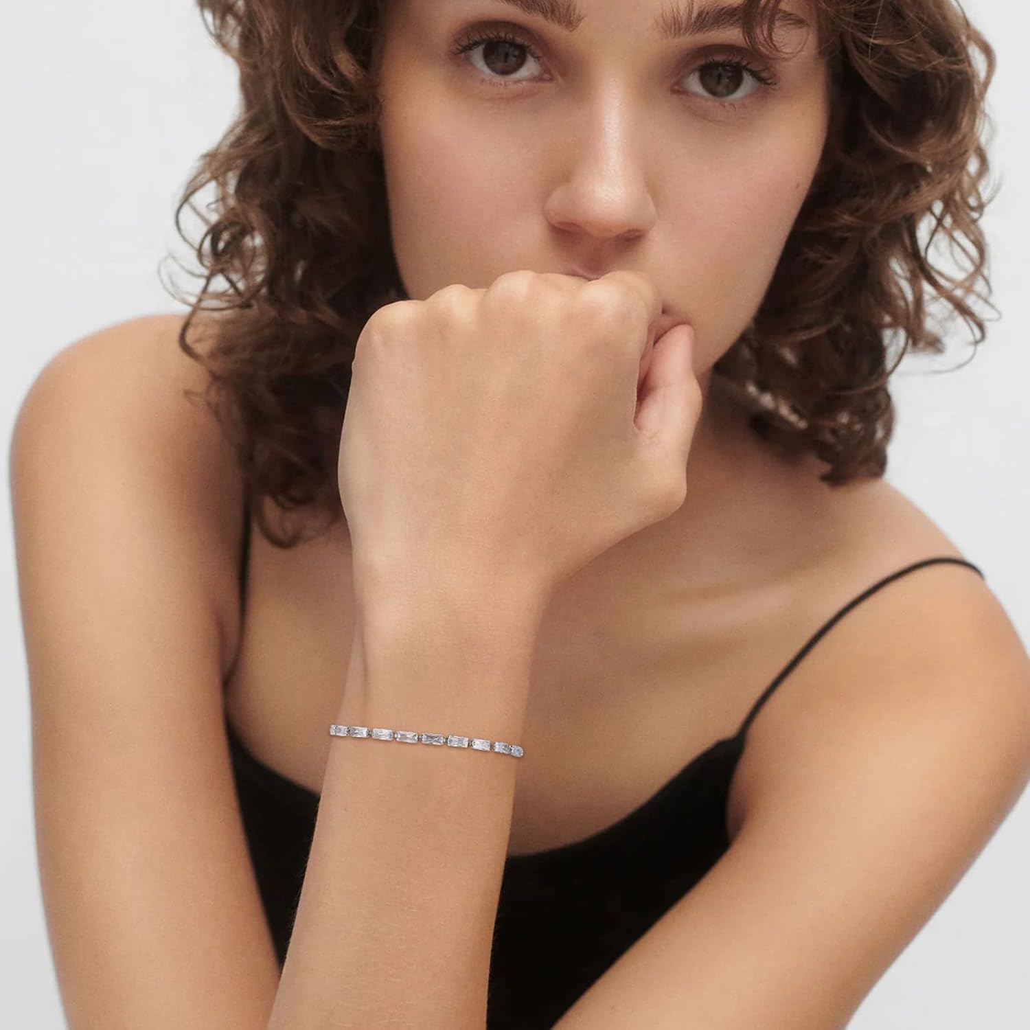 HZMAN Silver Tennis Bracelet, Adjustable Bracelet Made of 37 Pieces Artificial Crystals for Women - Image 2