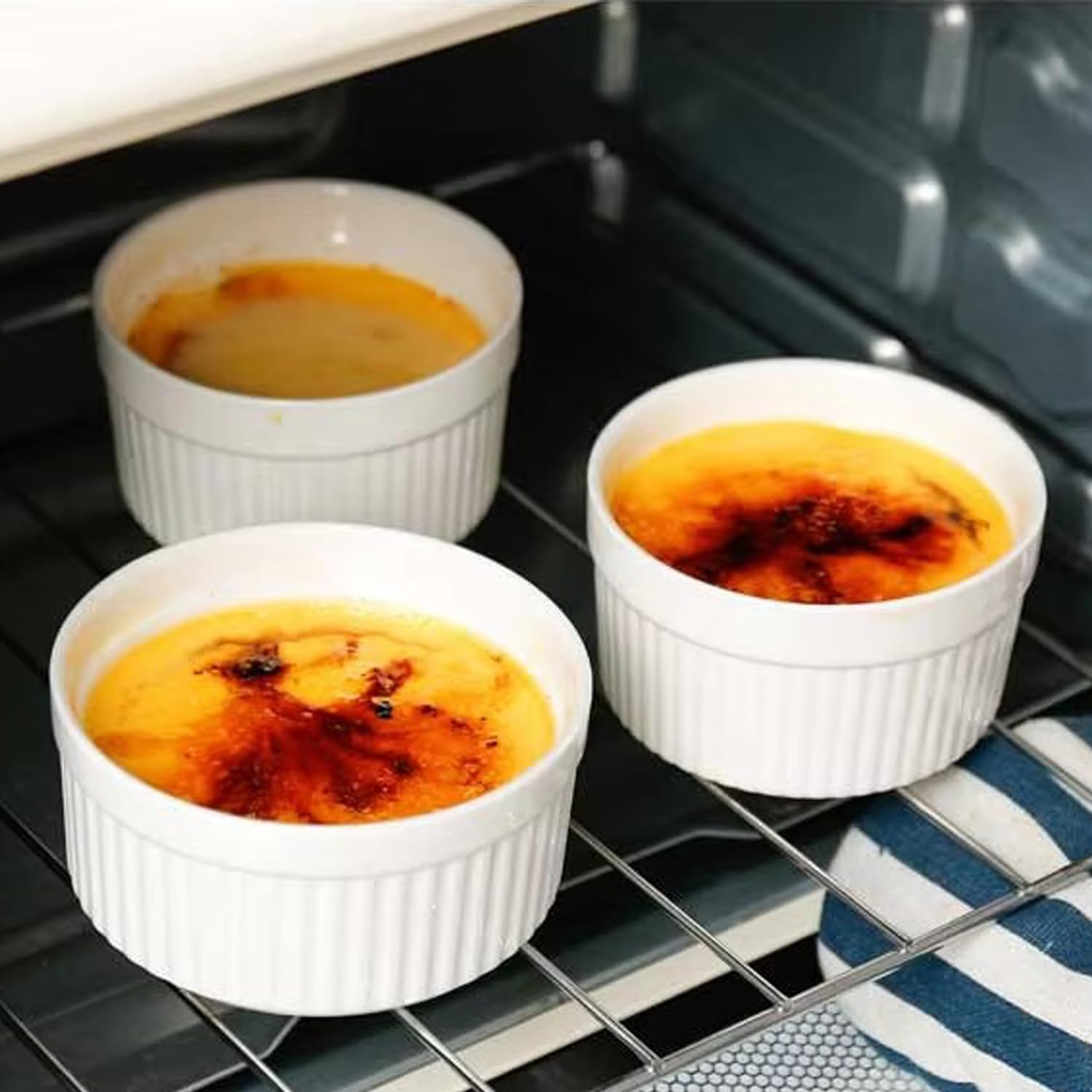 Porcelanowe ramekiny z pokrywkami, nadają się do piekarnika i zmywarki, eleganckie białe ceramiczne naczynia do pieczenia, do kremów brulee, sufletów, sosów, deserów, 6 szt