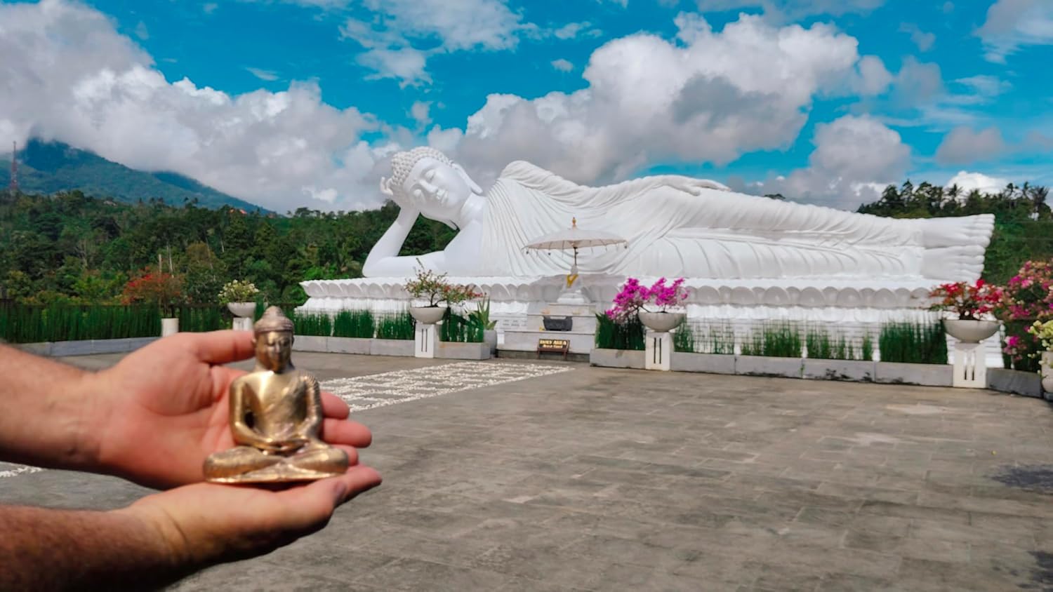 Bali Tranquility Buddha Bronze Figurine – Handcrafted Decorative Sculpture for Calm & Clarity, Zen Home and Office Décor Accent