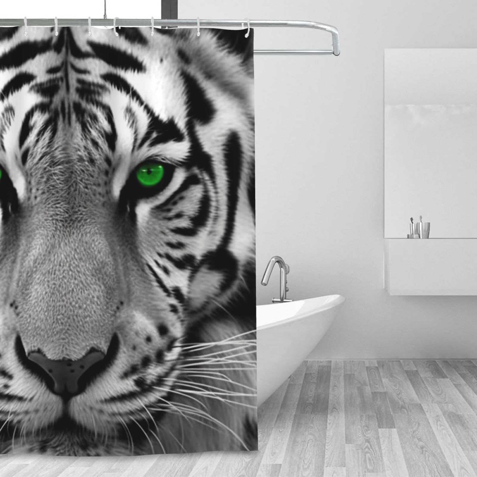 Rideau de douche tigre eyes pour une ambiance spa sauvage dans votre salle de bain