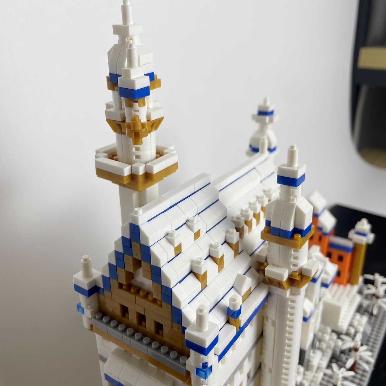 Germany Swan Stone Castle Micro Building Blocks Toys Set: Craft Your Own Royal Legacy