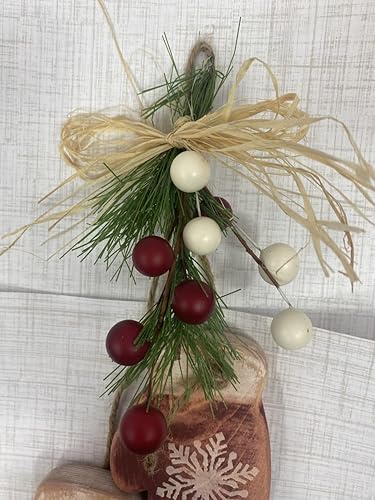 Miniatura 7 de Chunky rustic wood mitten, Christmas ornament for mom, primitive wood decor for mantel, farmhouse winter decor, mitten wood cutout