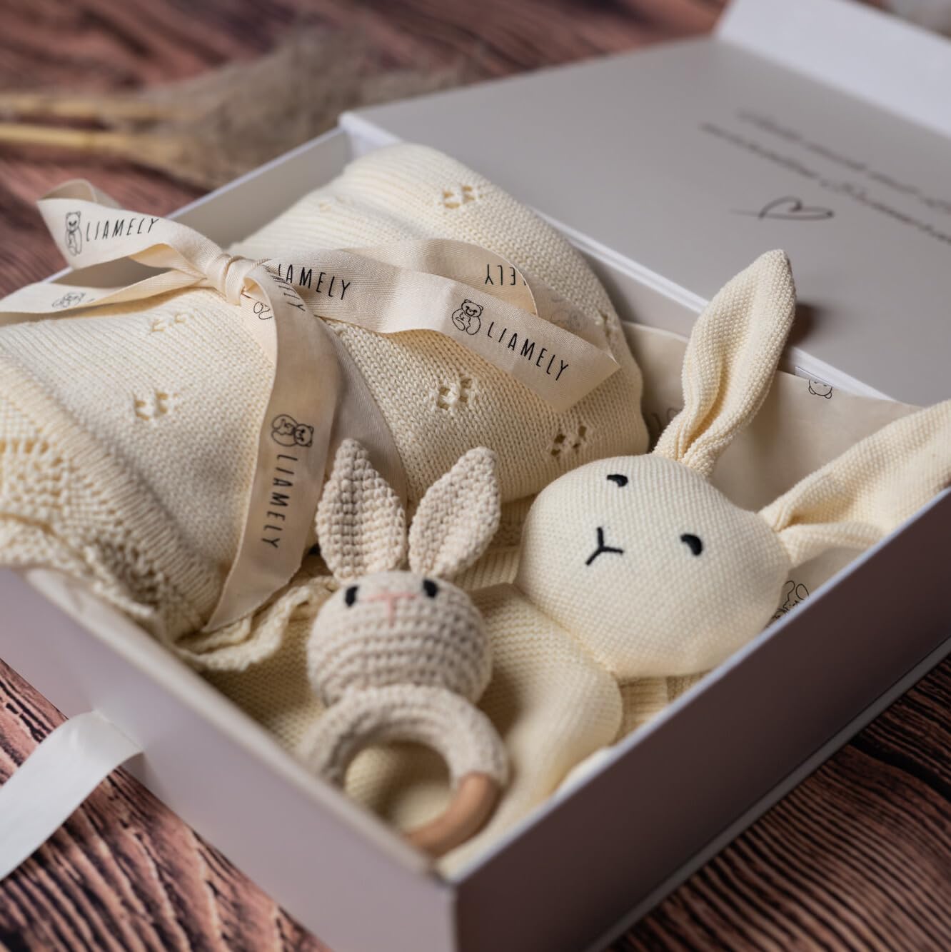 Baby Geschenkset Bloom zur Geburt – Babydecke + Kuscheltuch Bio-Baumwolle + Greifring Buche – Edle Geschenkbox – Geschenk Neugeborene Mädchen Jungen
