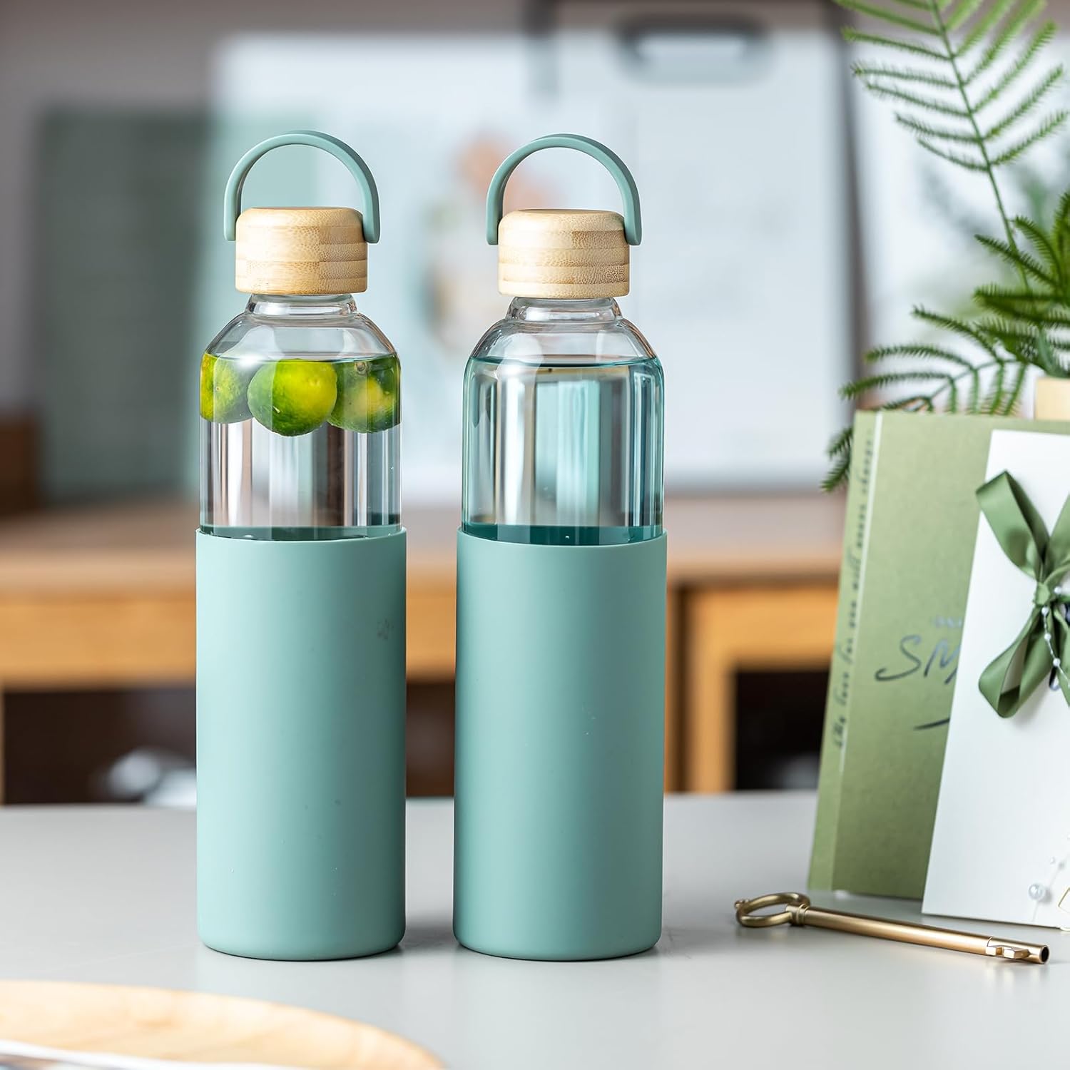 34oz Glass Water Bottles with Silicone Sleeve, BPA Free Water Bottle Glass with Leak-Proof Lid, Reusable Water Bottle for Hot & Cold, Ideal for Hiking Travel Gym office (Green) - Image 7