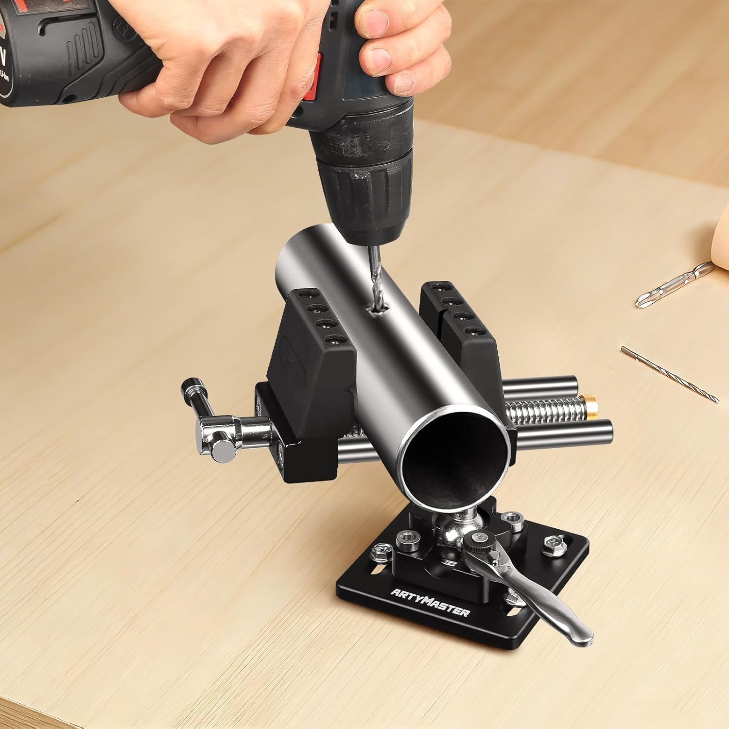 360° Rotating Bench Vise with Quick-Release Ratchet Wrench - Versatile Woodworking & Pipe Vise for Home Improvement - 4 Inch Workbench Vise for Carving, Repair & DIY Projects (WT117B)