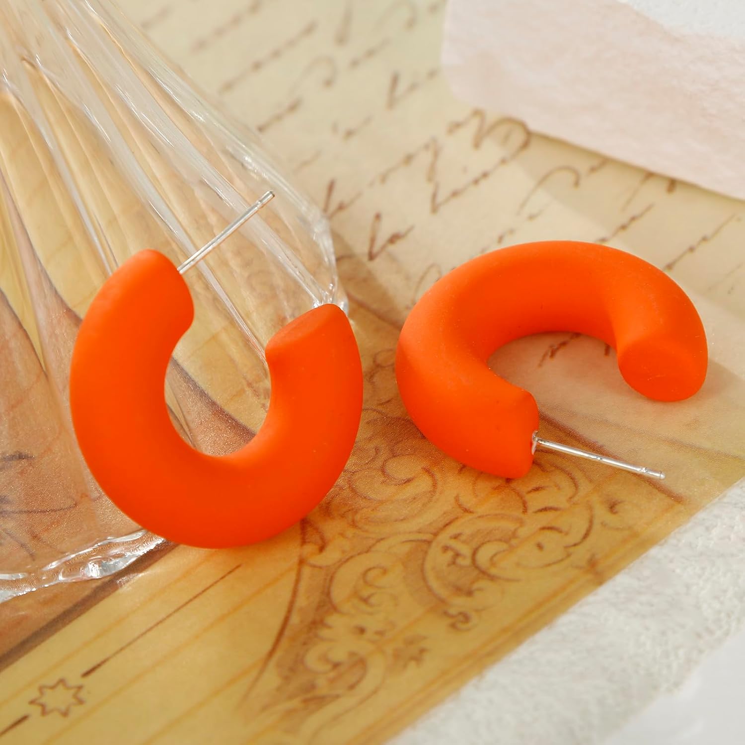 Acrylic Chunky Hoop Earrings, Lightweight Thick Open Hoops Candy Color Hoop Earrings for Women - Image 5