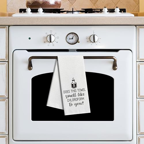 Miniatura 3 de zcyhtqp Toalla de cocina de microfibra, divertida toalla con texto en inglés "Does This Towel Smell Like Chloroform to You", multiusos, de secado