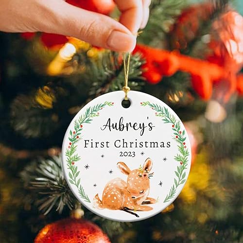 Vista 30 de Adorno de cerámica personalizado para la segunda Navidad del bebé, vaca lechera Feliz Navidad 2025, regalo personalizado para los amantes