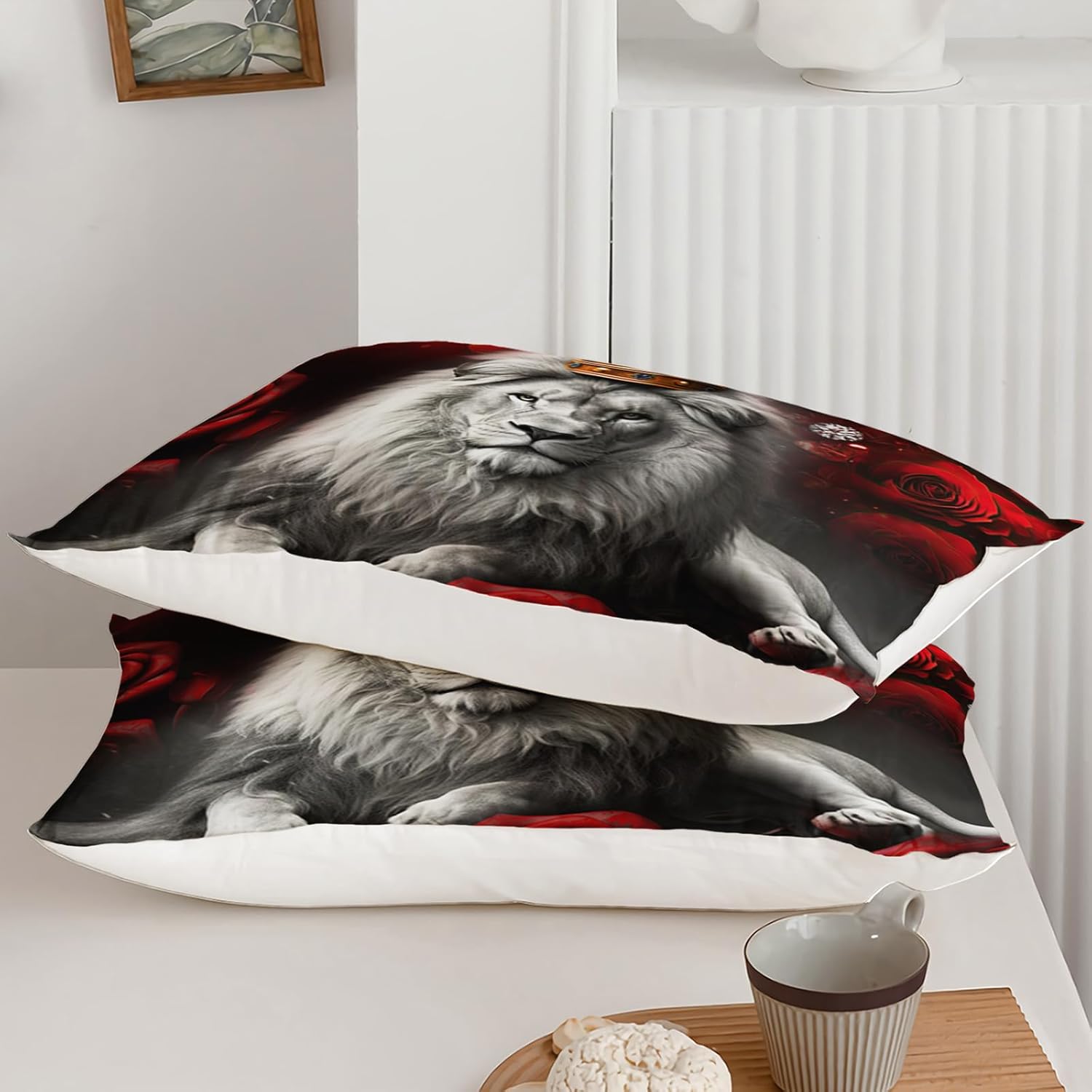 Wild Lion Comforter Set Queen Size, 3Pcs Animal Lion and Red Rose Bedding Set for Women and Adults, Cheetah Soft Comforter Set for Bedroom Bed Decor, 1 Comforter+ 2 Pillowcases.