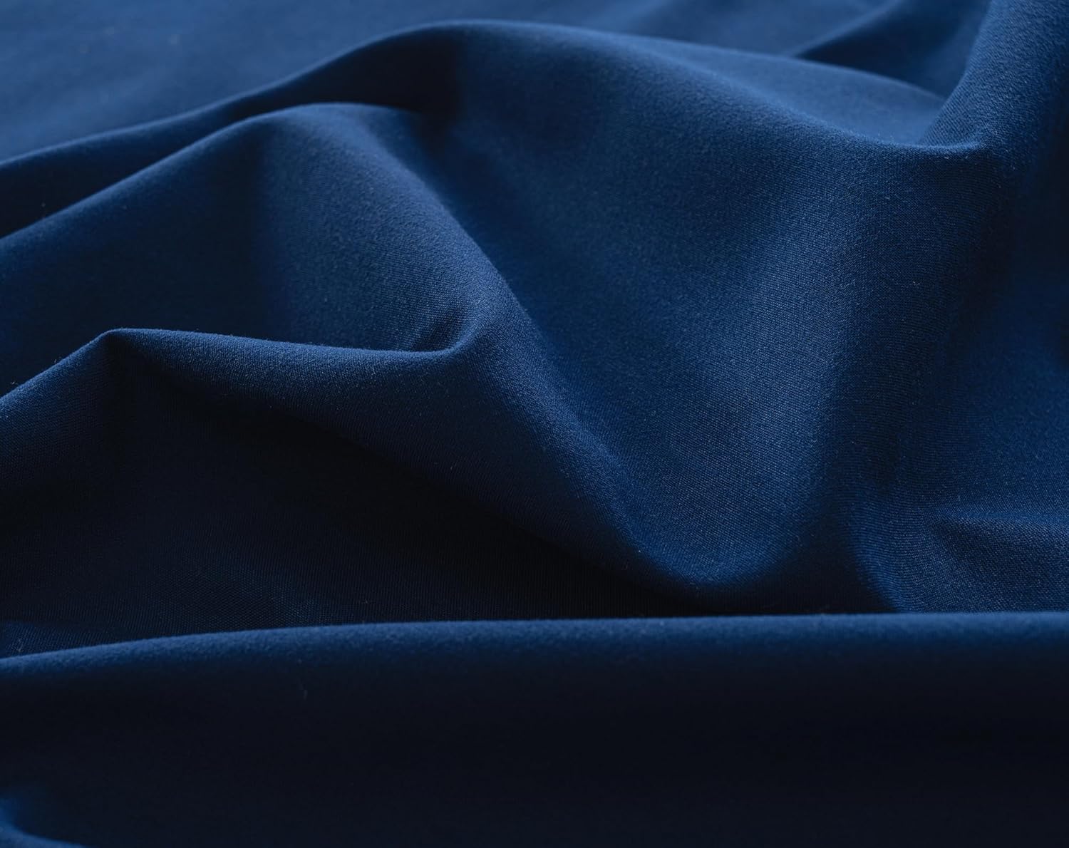 King Size Solid Cooling & Breathable 4 Piece Bedding Sheet Set - Brushed Microfiber - Shrinkage and Fade Resistant - Deep Pocket (Navy Blue, King)