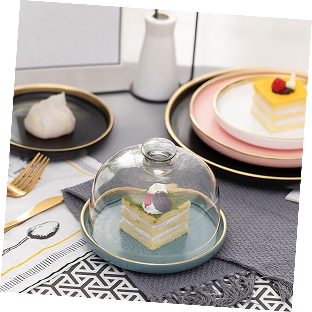 1Set Transparent Food Protective Cover with Tray Kitchen Accessory for Cake Snacks for BBQ Picnics and Parties Design to Keep Food Fresh