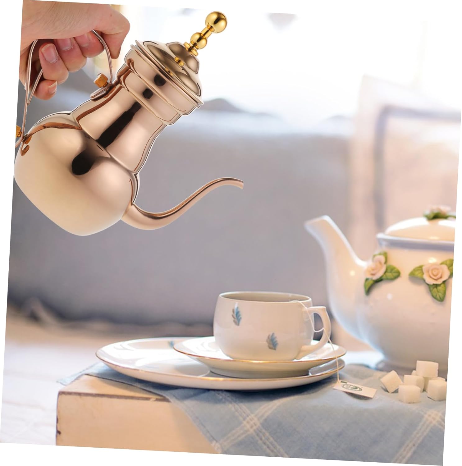 Cabilock Stainless Tea Pot with Long Narrow Spout Comfortable Handle Capacity for Family Use present for Tea Lovers