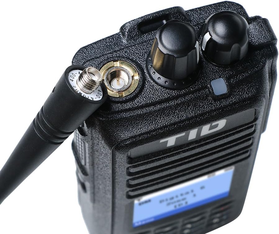 Close-up image of the TID TD-PD880 / DP880 radio's antenna connector