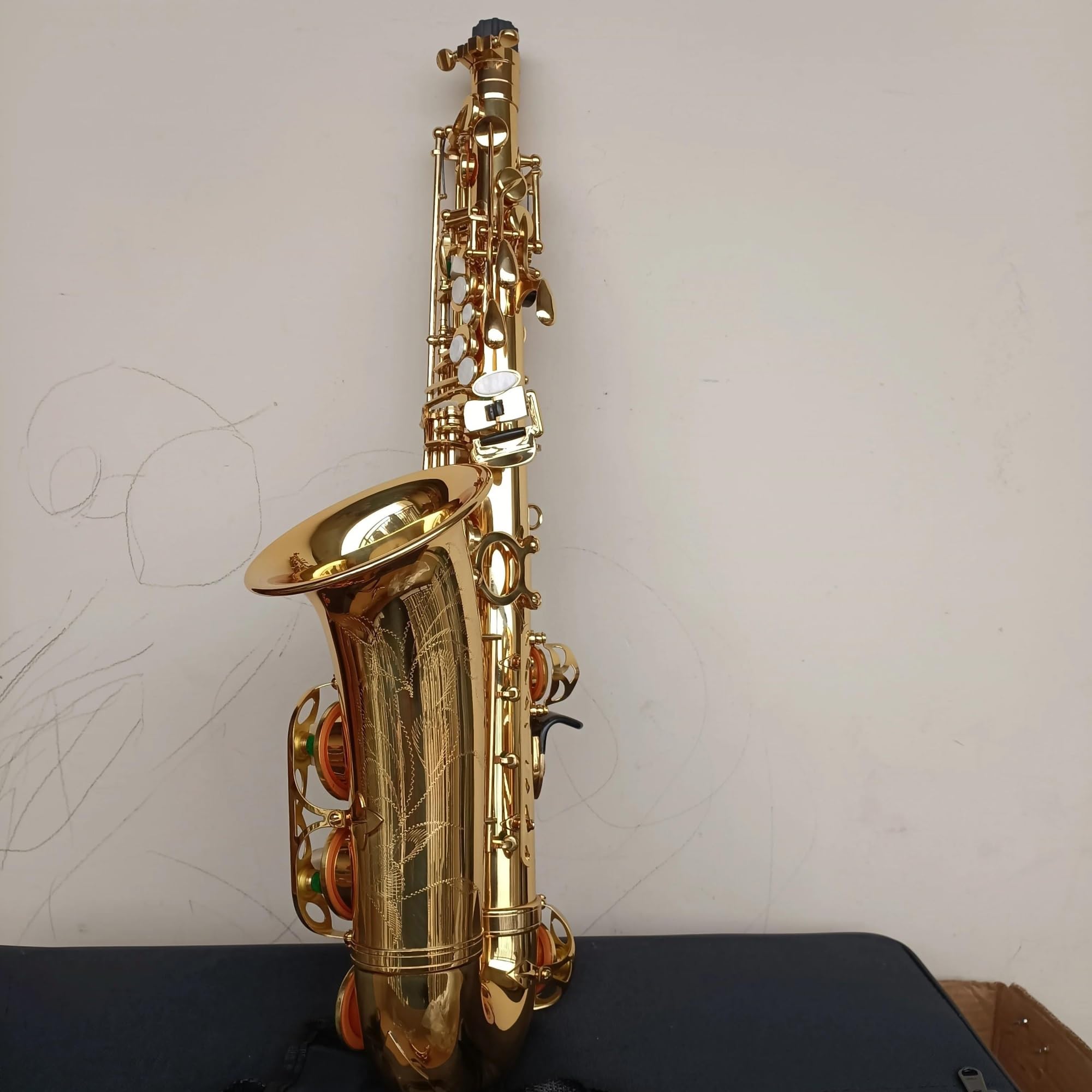 Saksofon Saksofon Altowy Eb Tune Mosiądz Złoty Lakier Instrument Muzyczny E-płaski Saksofon Z Akcesoriami Do Futerału (Color : Leather Case)