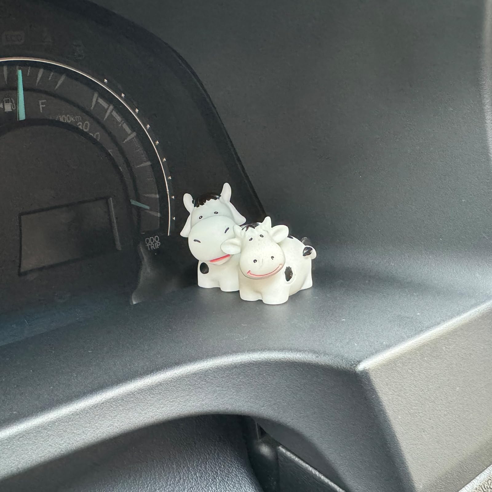 6-Piece Cute Cow Car Dashboard Decor Set - Luminous Resin Ornaments For Rearview Mirror & Dashboard (Clear White) - View #4