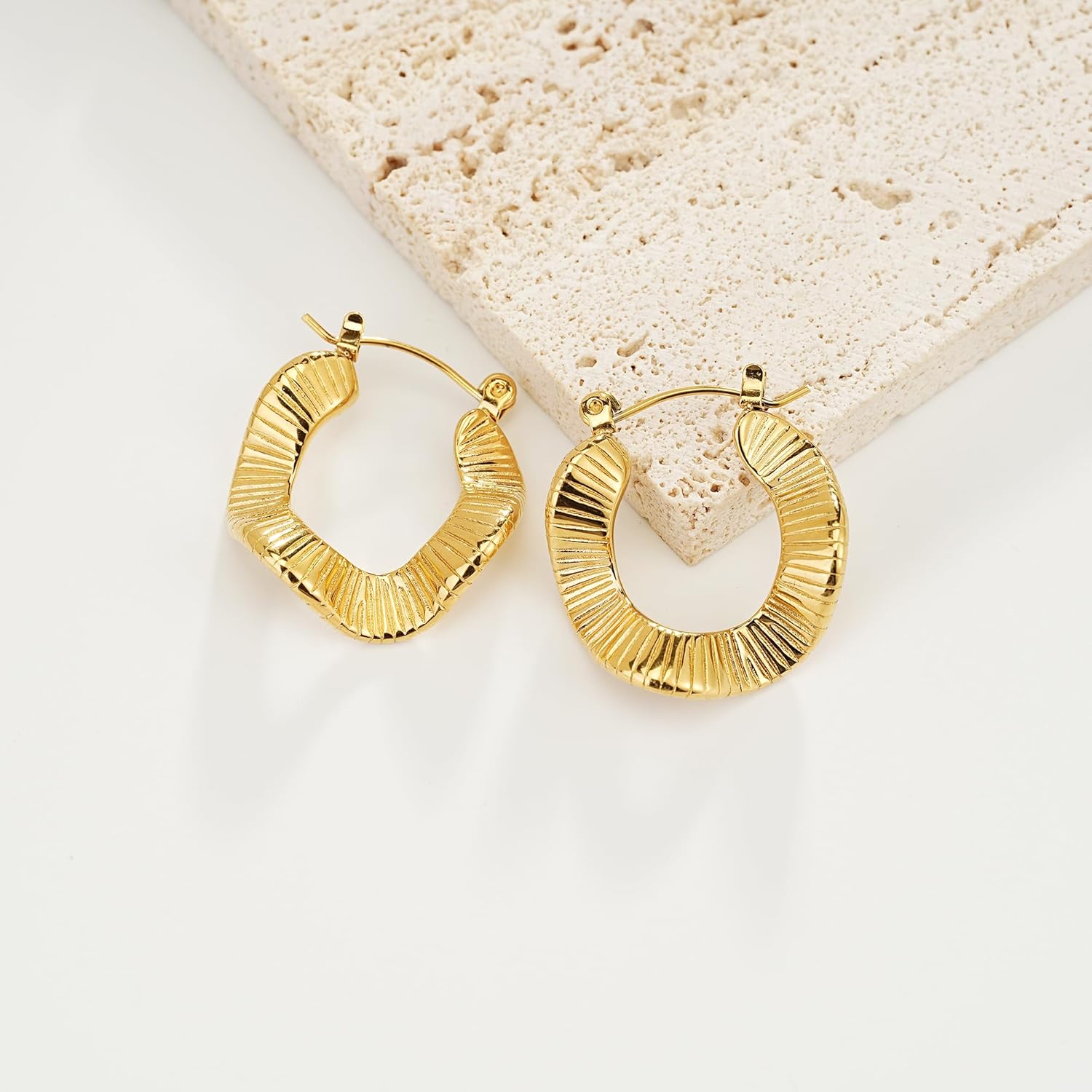 Sylph Textured Gold Hoop Earrings for Women 18K Gold Chunky Statement Earrings Trendy Gifts Lightweight for Women