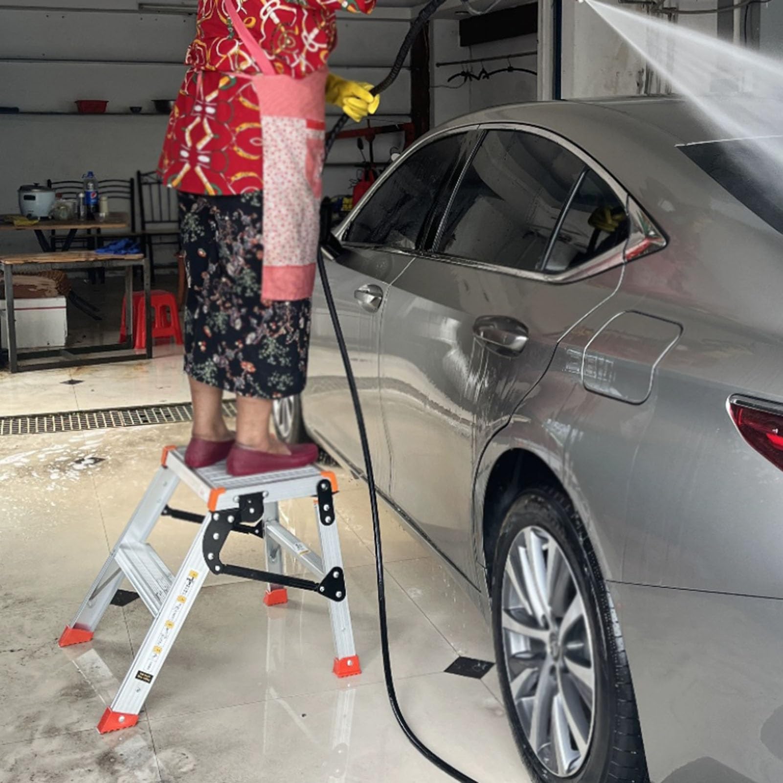 Taburete plegable, plataforma de trabajo de aluminio portátil, asiento de picnic al aire libre, escalón de escalada de coche, resistente con capacidad de 150 kg, diseño compacto y ligero