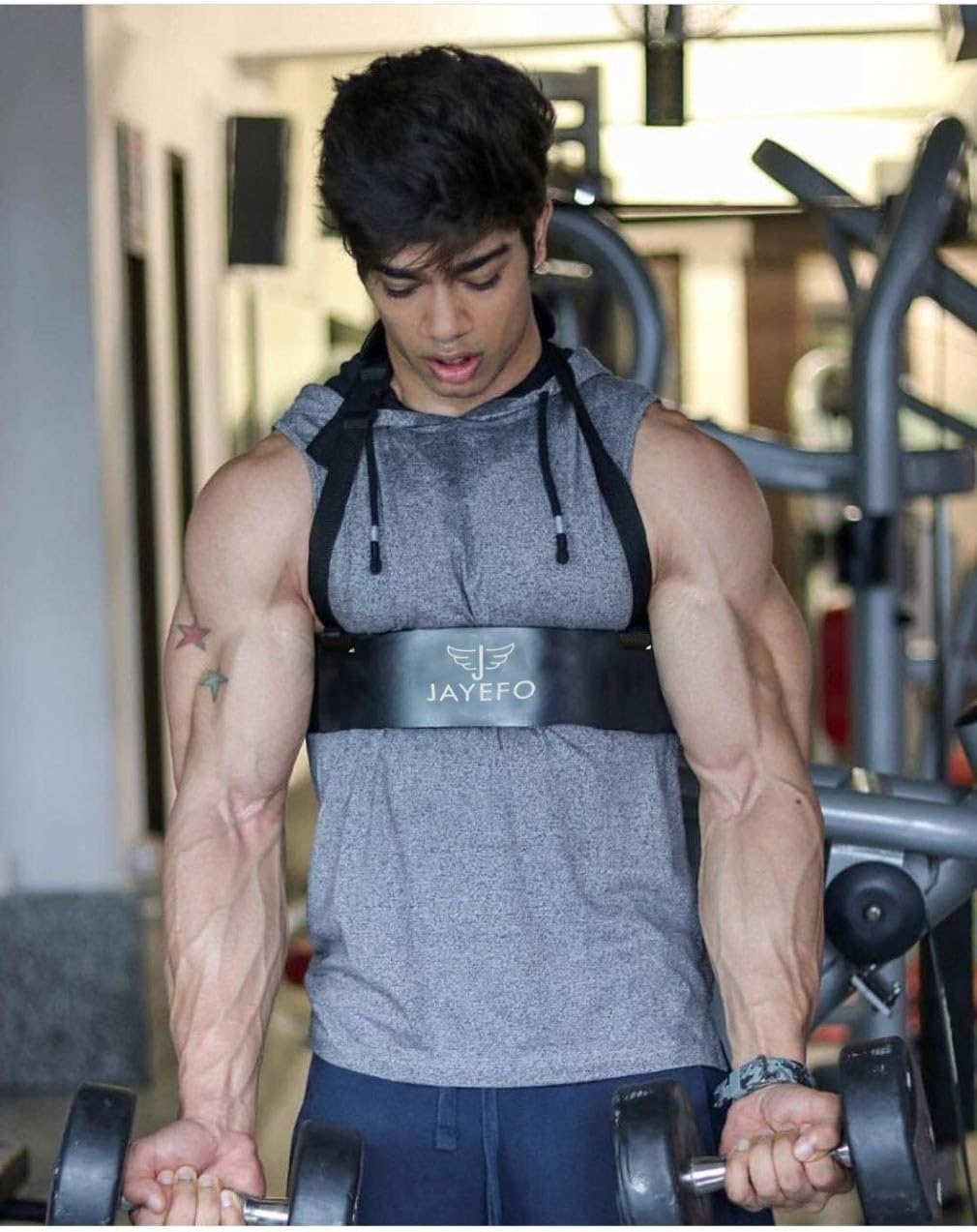 Jayefo Arm Blaster for Biceps Grow & Strengthen Your Biceps with Ease