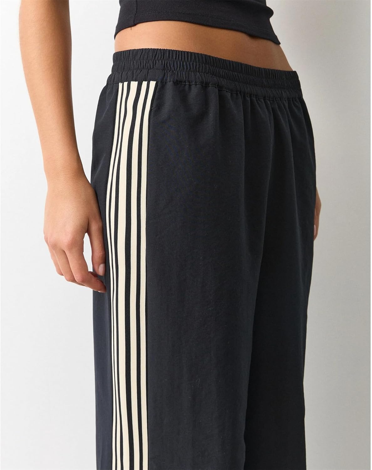 Wide Leg Sweatpants for Women Elastic Waist Baggy Pants with Pockets Y2k Vintage Athletic Jogger Straight Leg Pants