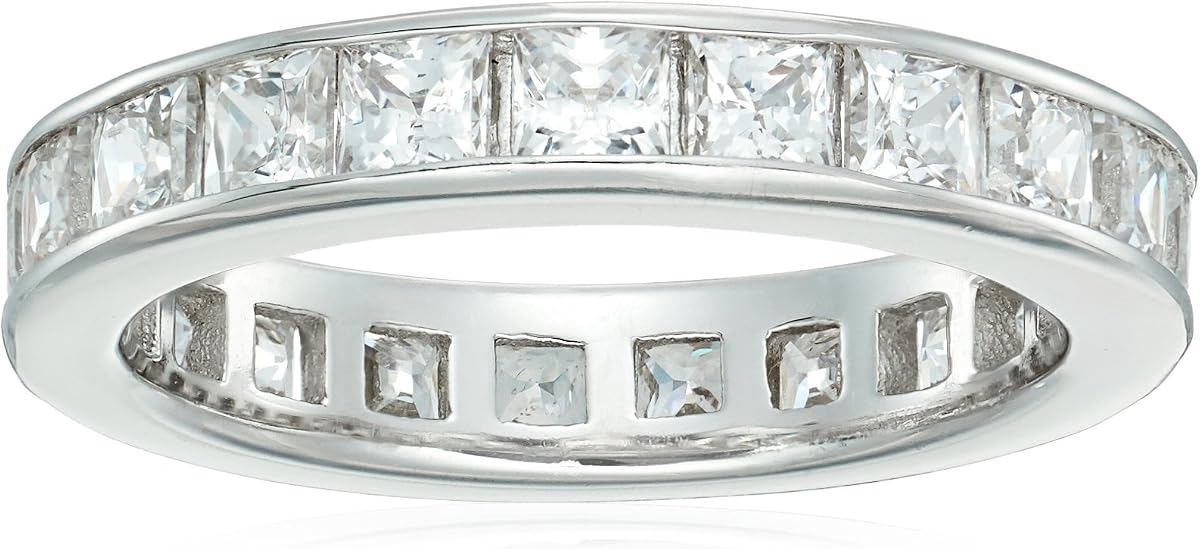 Anillo de plata de ley chapada en platino con circonita cúbica y elementos infinitos en forma de canal de talla princesa