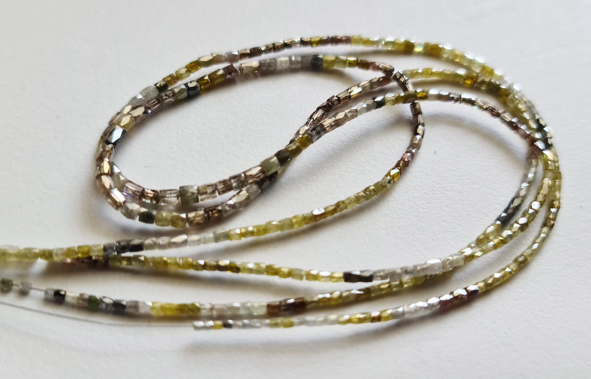 1,5-3 mm Żółte, szare, brązowe, białe koraliki z szorstkiego diamentu, błyszczące fasetowane diamentowe koraliki do biżuterii (opcja od 7,5 cala do 15 cali) - APKJ15, około 1,5-3 MM, 15 cali
