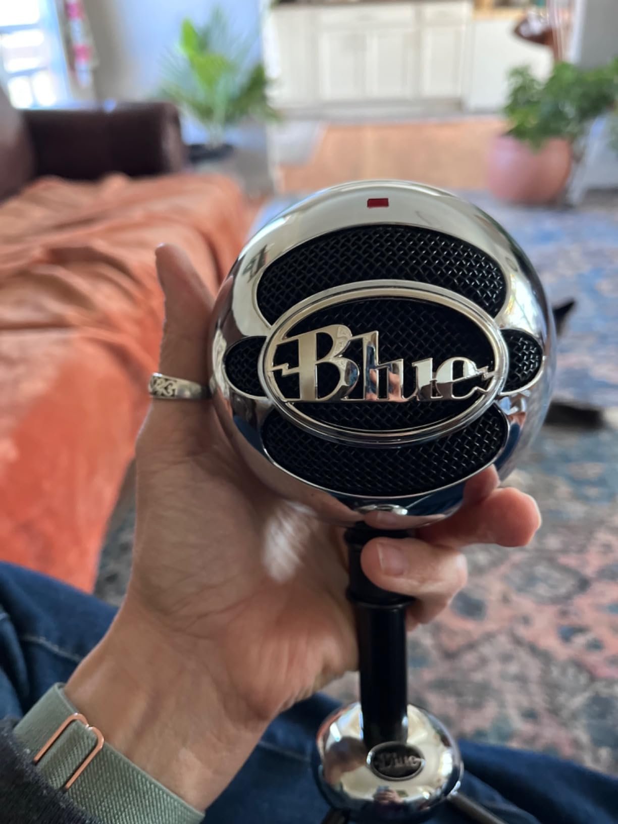 Works great.. clear, crisp sound