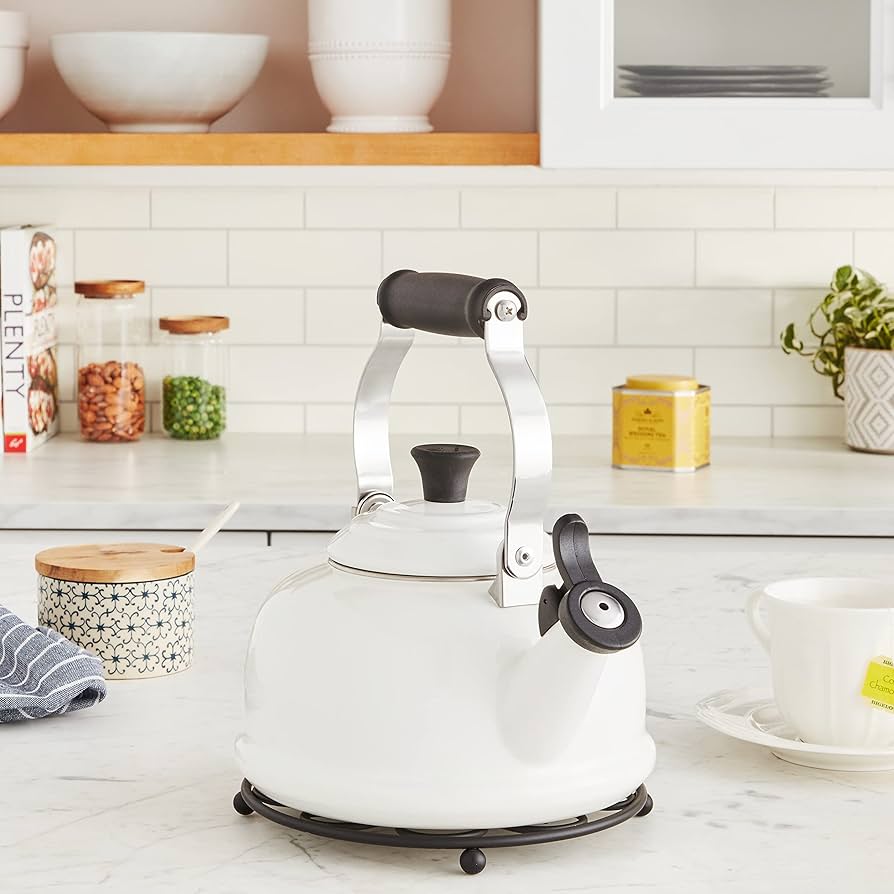 未使用 LE CREUSET やかん エナメルオンスチール 1.8クォート 未