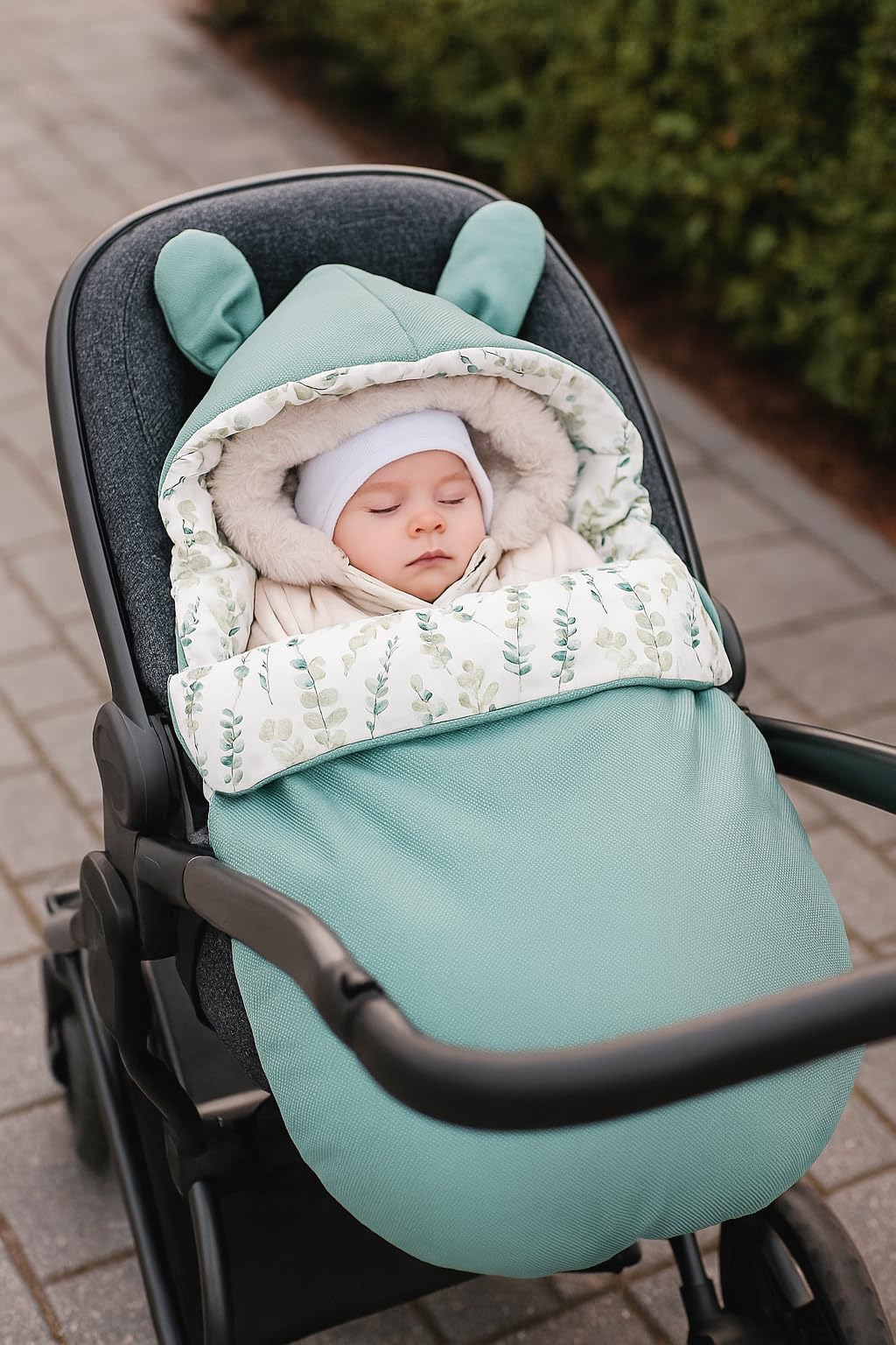Fußsack für Babyschale Ganzjährig Boucle, Übergang Einschlagdecke universal 3-Punkt Eukalyptus