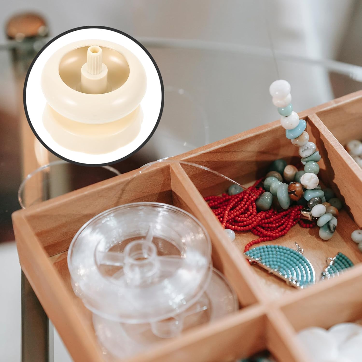 GOOHOCHY Plastic Bead Spinner for Jewelry Making and Crafting, Sturdy and Easy to Operate DIY Beading Bowl Tool in Beige Color, for Handmade Beading Projects and Stringing Beads